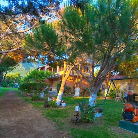 Appartamento Christinas Lofts Ágios Matthaíos Esterno foto