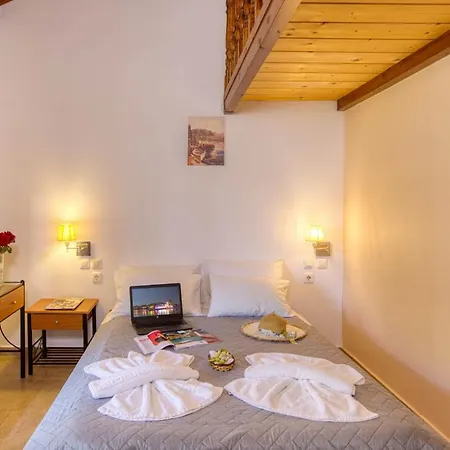 Appartamento Christinas Lofts Ágios Matthaíos Esterno foto