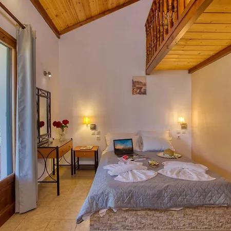 Appartamento Christinas Lofts Ágios Matthaíos Esterno foto